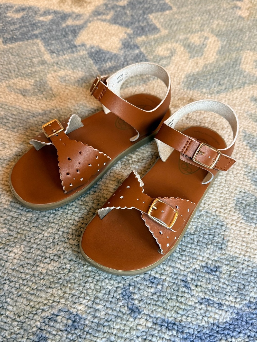 Footmates Ariel Waterproof Sandals -
EUC - Size 13 Tan